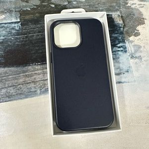 iPhone 14 Pro Max leather case, *Purple*